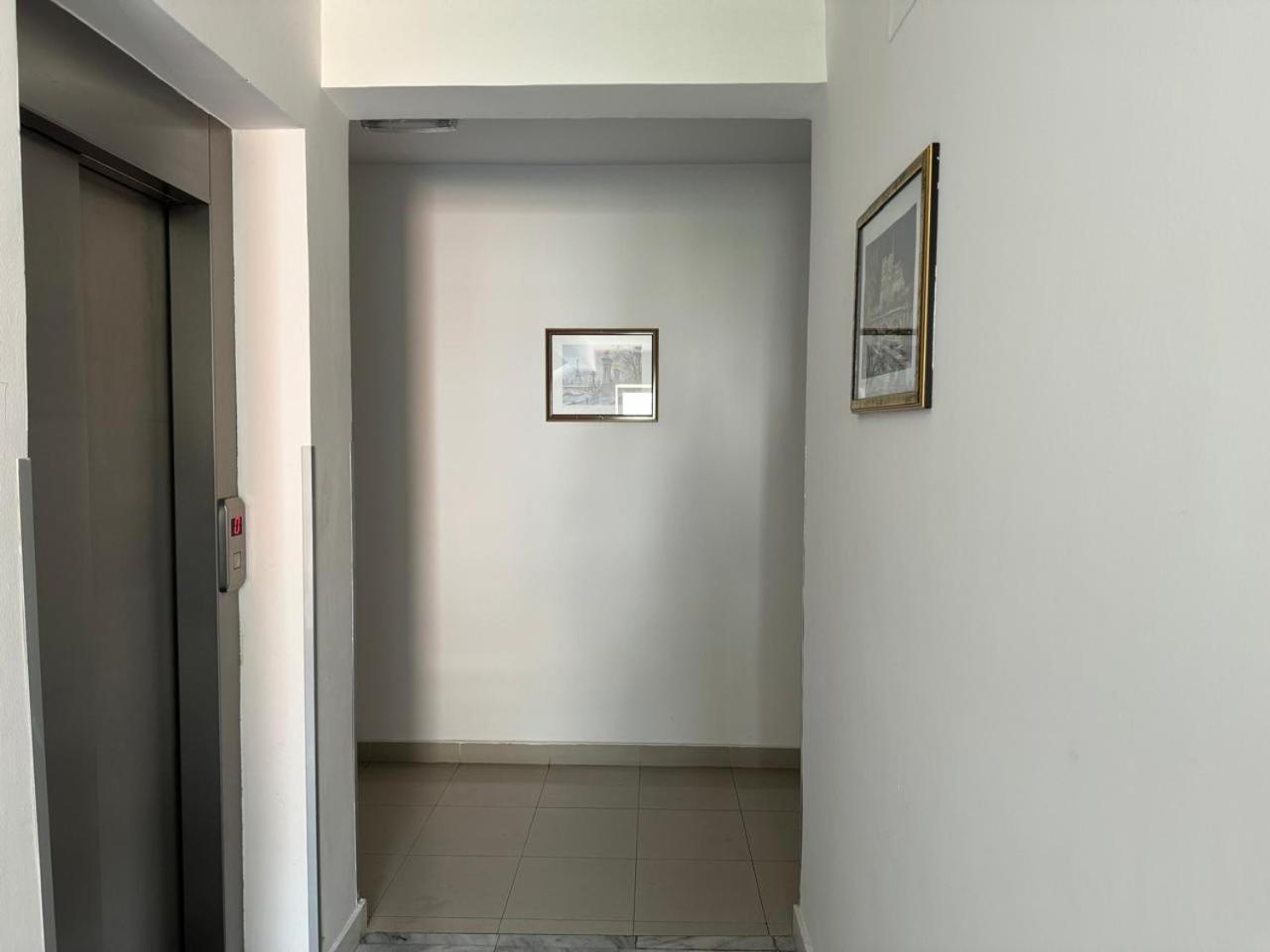 Apartments Montreal Budva Phòng bức ảnh